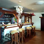 U Kmotra Apartmanhotel