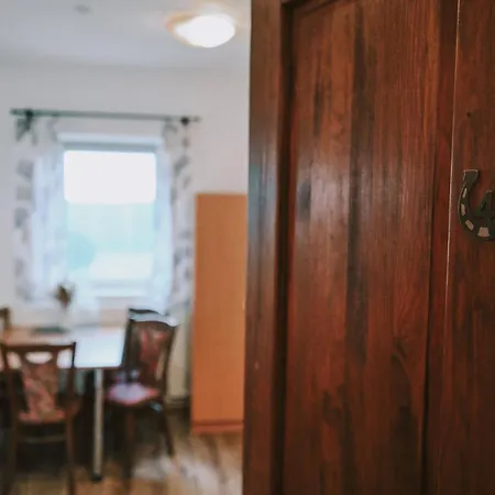 U Kmotra Aparthotel 3*