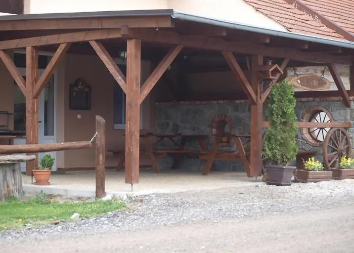 شقة فندقية U Kmotra Borovany (Ceske Budejovice)
